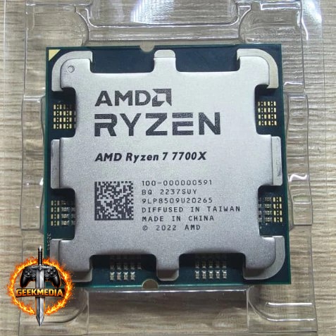 Processador AMD Ryzen 7 7700X AM5 OEM