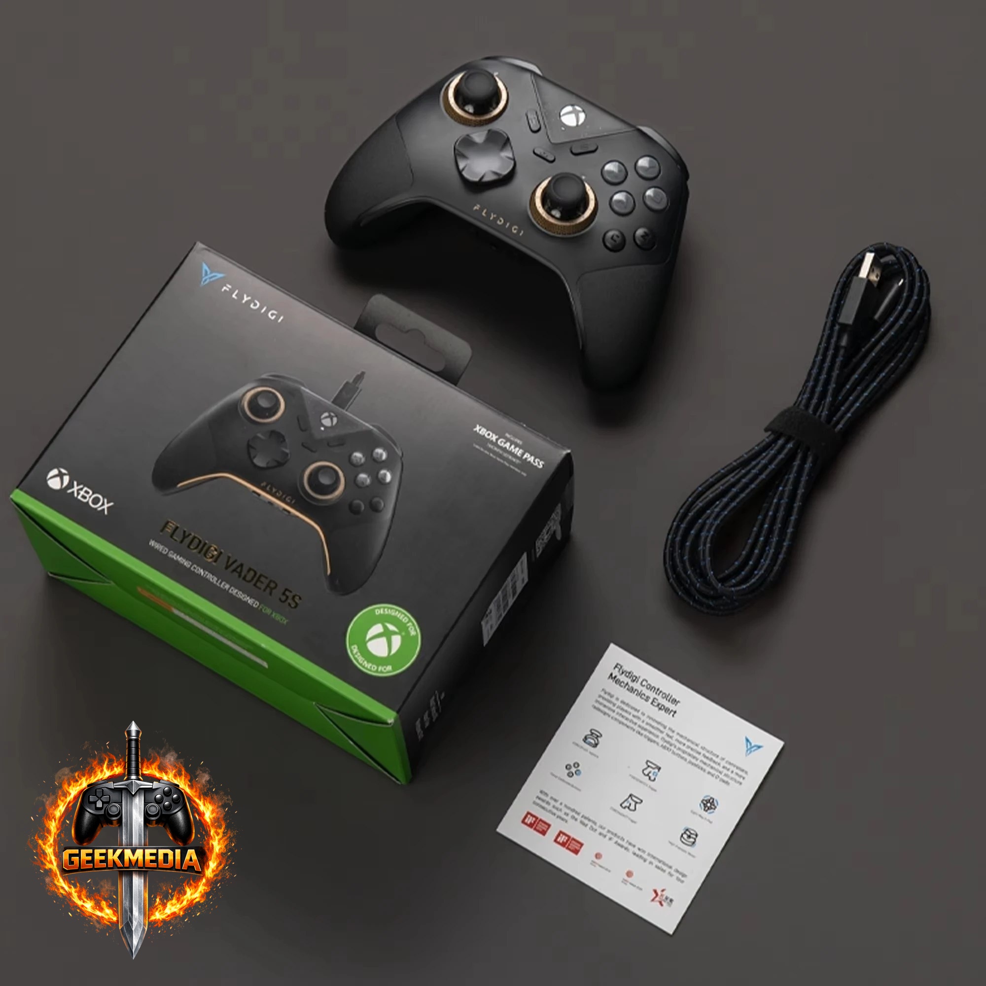 Controle com Fio FLYDIGI VADER 5S