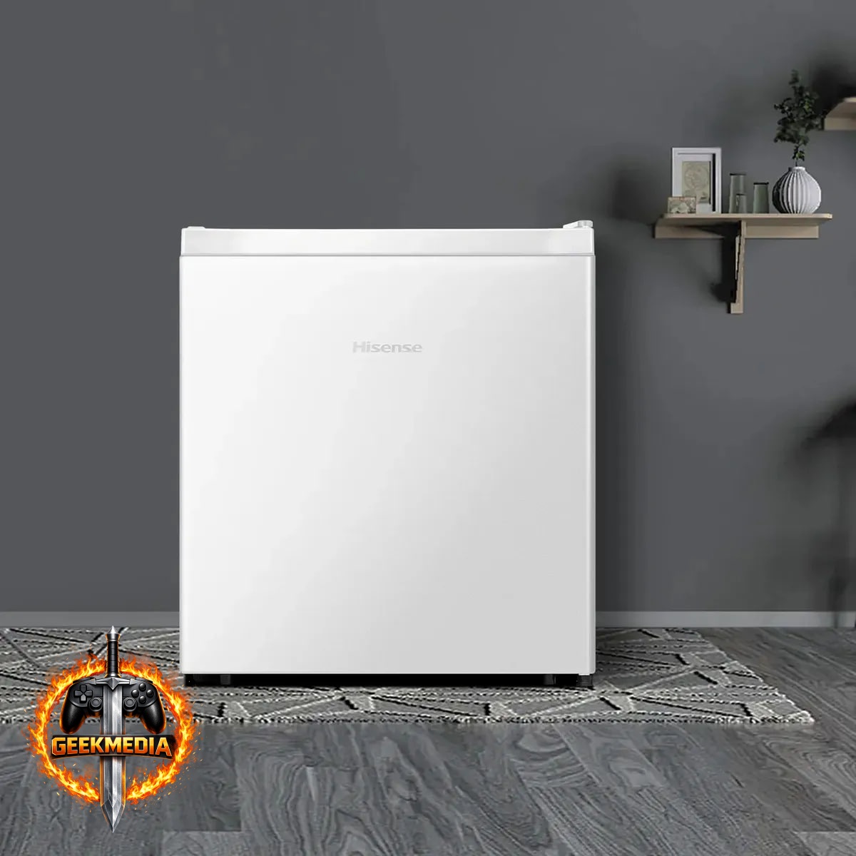 Frigobar Hisense 45L Branco Porta Reversível RR58