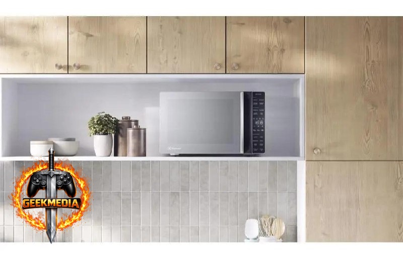 Micro-ondas Electrolux 36L Inox Efficient ME36S